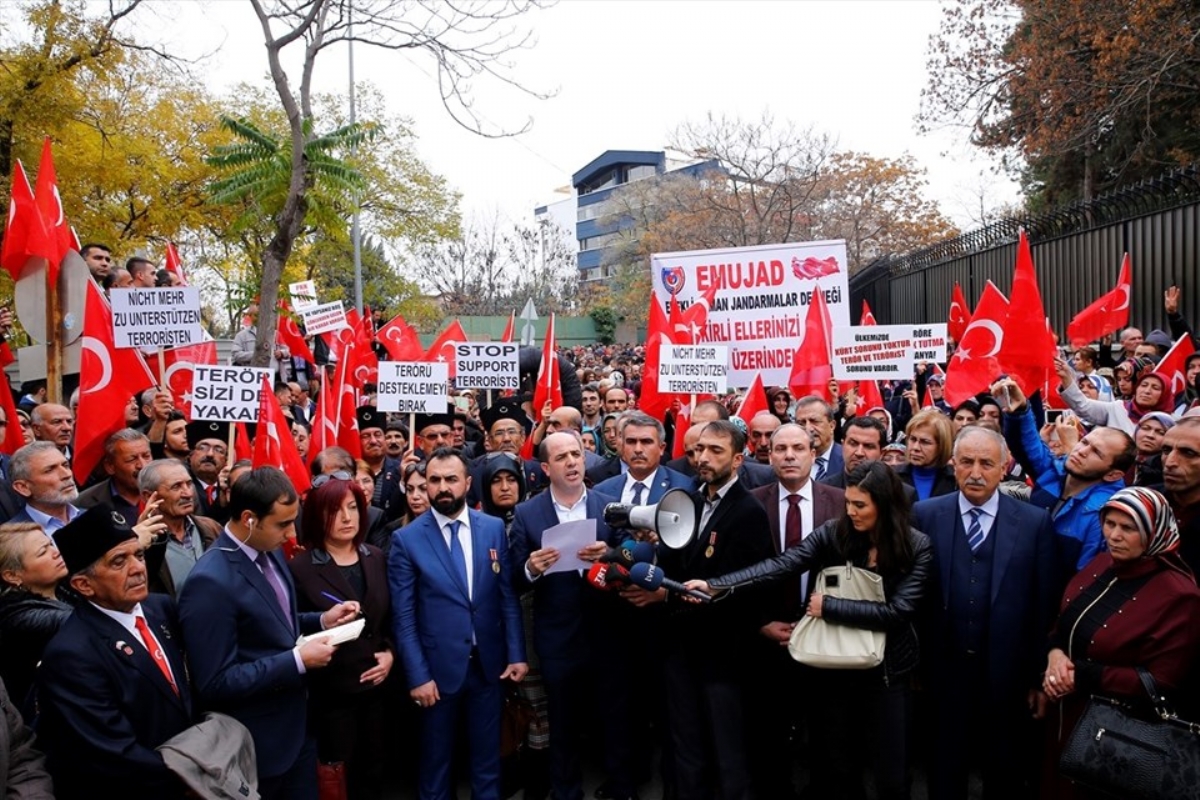 Ankara’da Almanya Protestosu