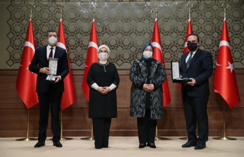 Diyanet İşleri Başkanı Erbaş’tan Diyanet TV’ye ödül tebriği