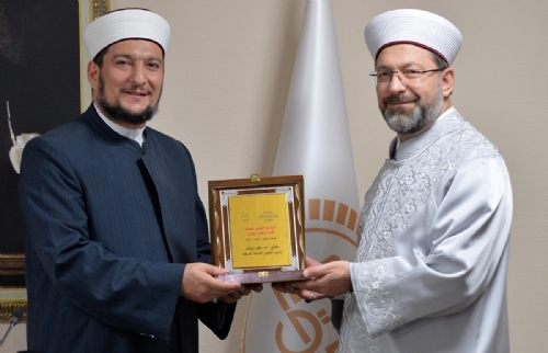 Diyanet İşleri Başkanı Prof. Dr. Ali Erbaş, Irak Fıkıh Akademisi Başkanı ve Beraberindeki Heyeti Kabul Etti