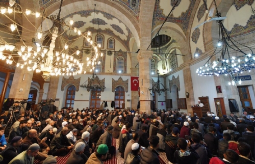 Diyanet İşleri Başkanı Prof. Dr. Ali Erbaş, Malatya’da Sabah Namazında Gençlerle Buluştu