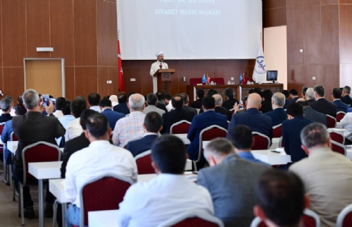 Diyanet İşleri Başkanı Prof. Dr. Ali Erbaş, Yurtdışında Görev Yapacak Din Görevlilerine Hitap Etti
