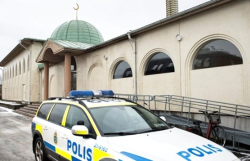 İsveç'te Türk Camisine Saldırı