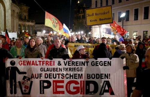 Pegida Yine Sahnede