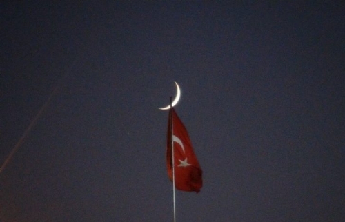 Taksim Camii Üzerinde Kartpostallık Manzara