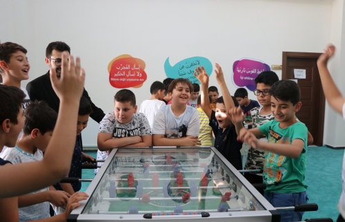 Yaz Kur'an Kurslarında Çocuklar Hem Öğreniyor Hem Eğleniyorlar