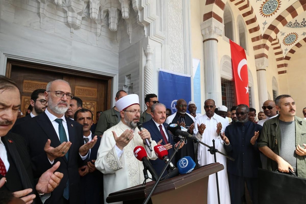 Cibuti 2. Abdülhamid Han Camii dualarla açıldı