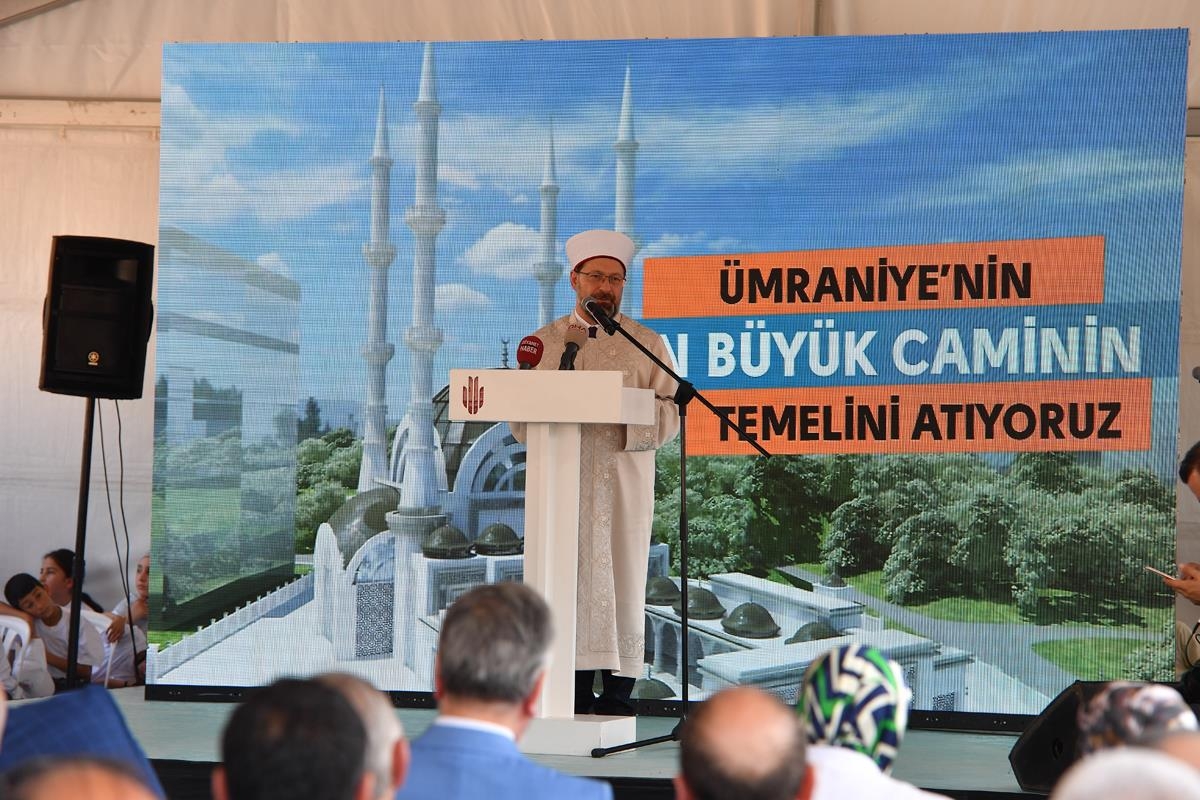 Ümraniye Büyük Camii’nin Temeli Dualarla Atıldı