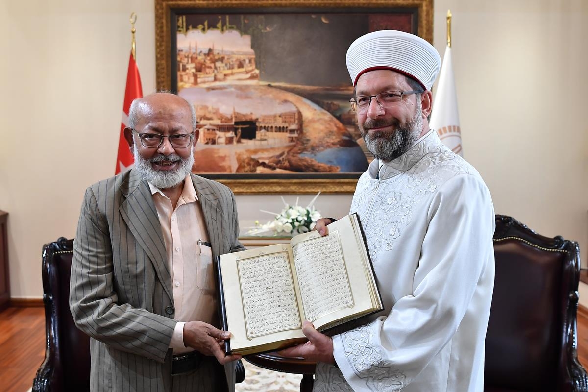 Diyanet İşleri Başkanı Prof. Dr. Ali Erbaş, Dr. Muhammed Manzur Alam’ı Kabul Etti