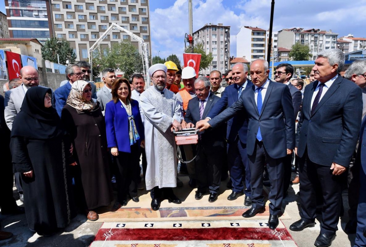 Kütahya İl Müftülüğü Külliyesinin Temeli Dualarla Atıldı