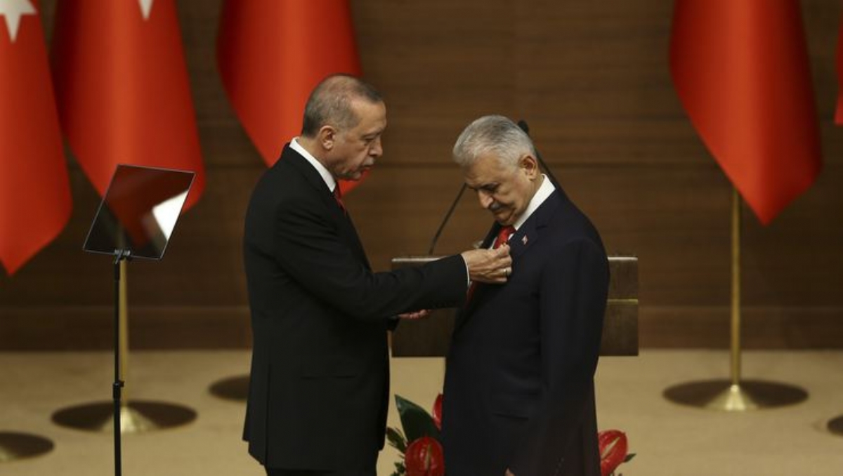 Yıldırım’a Devlet Şeref Madalyası