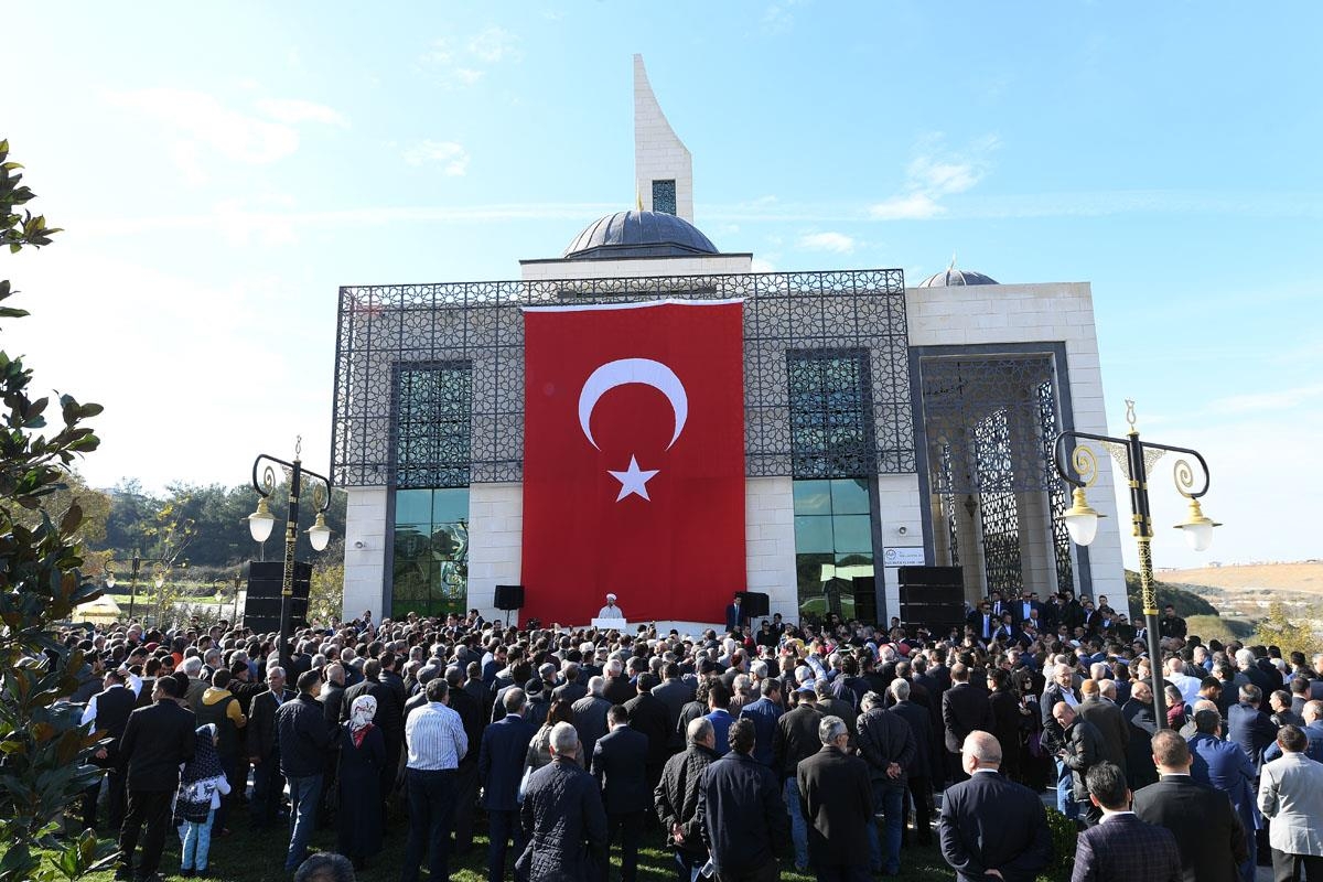 Hacı Bekir Yıldırım Camii Tuzla’da Dualarla İbadete Açıldı