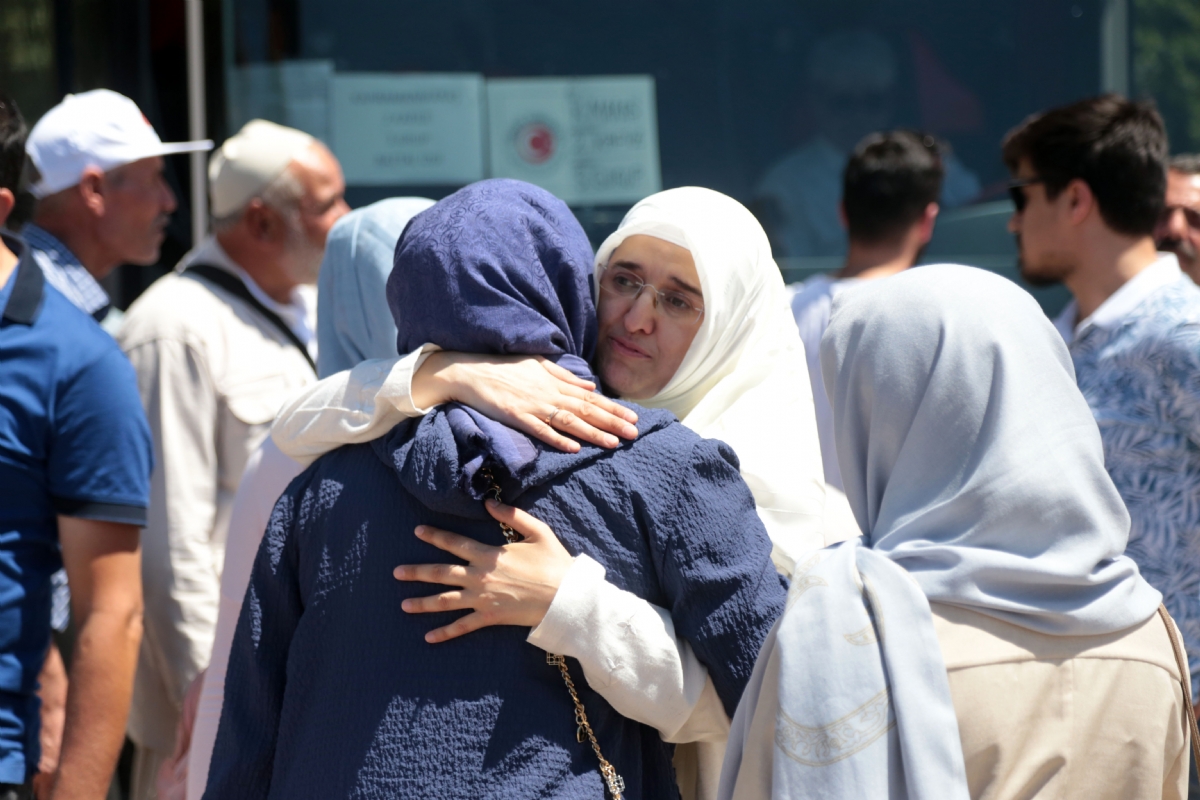 Hacı Adayları Kutsal Topraklara Uğurlanıyor