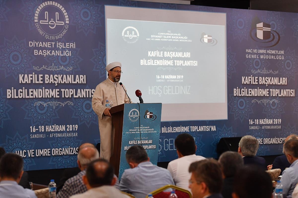 Diyanet İşleri Başkanı Prof. Dr. Ali Erbaş, Kafile Başkanlarıyla Bir Araya Geldi