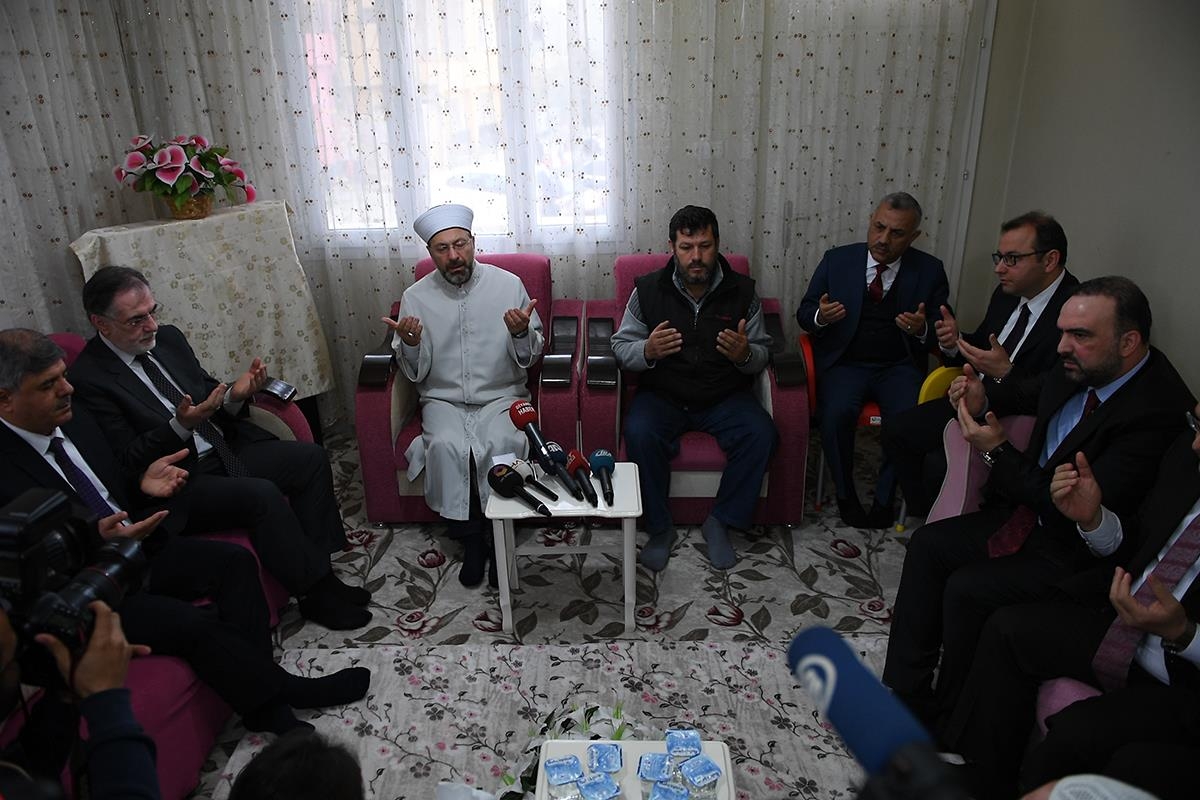 Diyanet İşleri Başkanı Prof. Dr. Ali Erbaş’tan Şehit Fatma Avlar’ın Ailesine Taziye