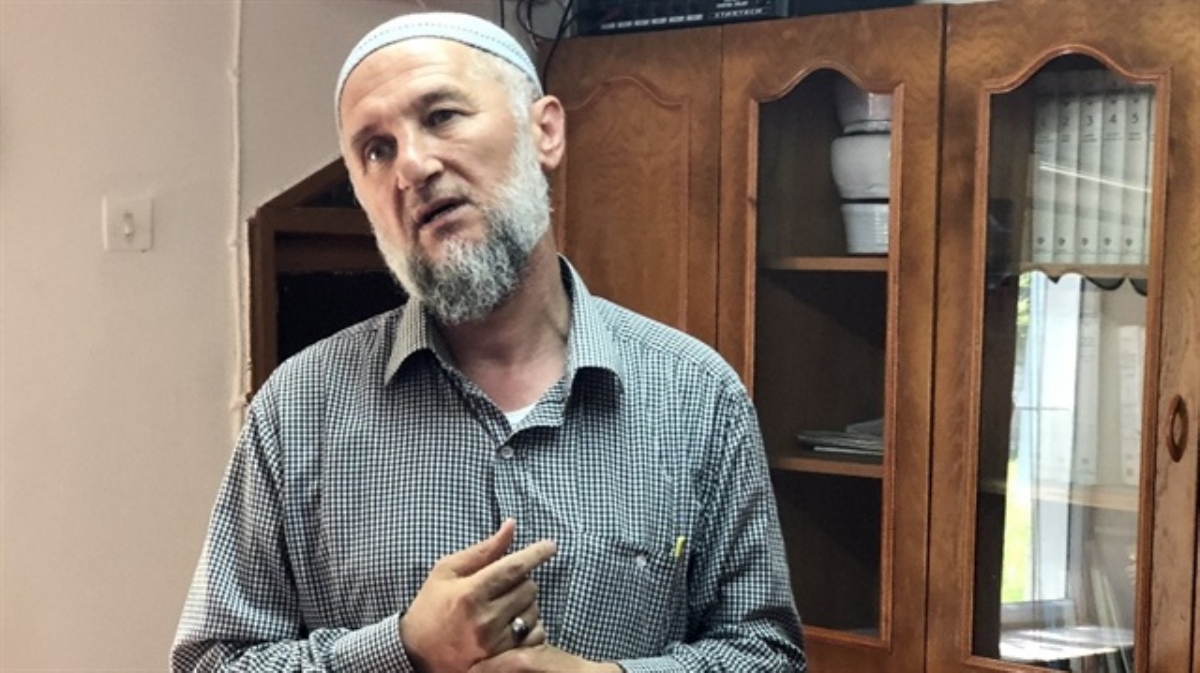 Sela Okuyan İmama Saldırı
