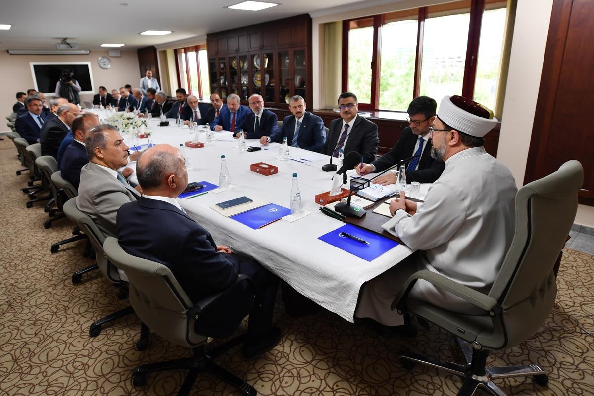 Diyanet İşleri Başkanı Prof. Dr. Ali Erbaş, 22 İl Müftüsünü Kabul Etti