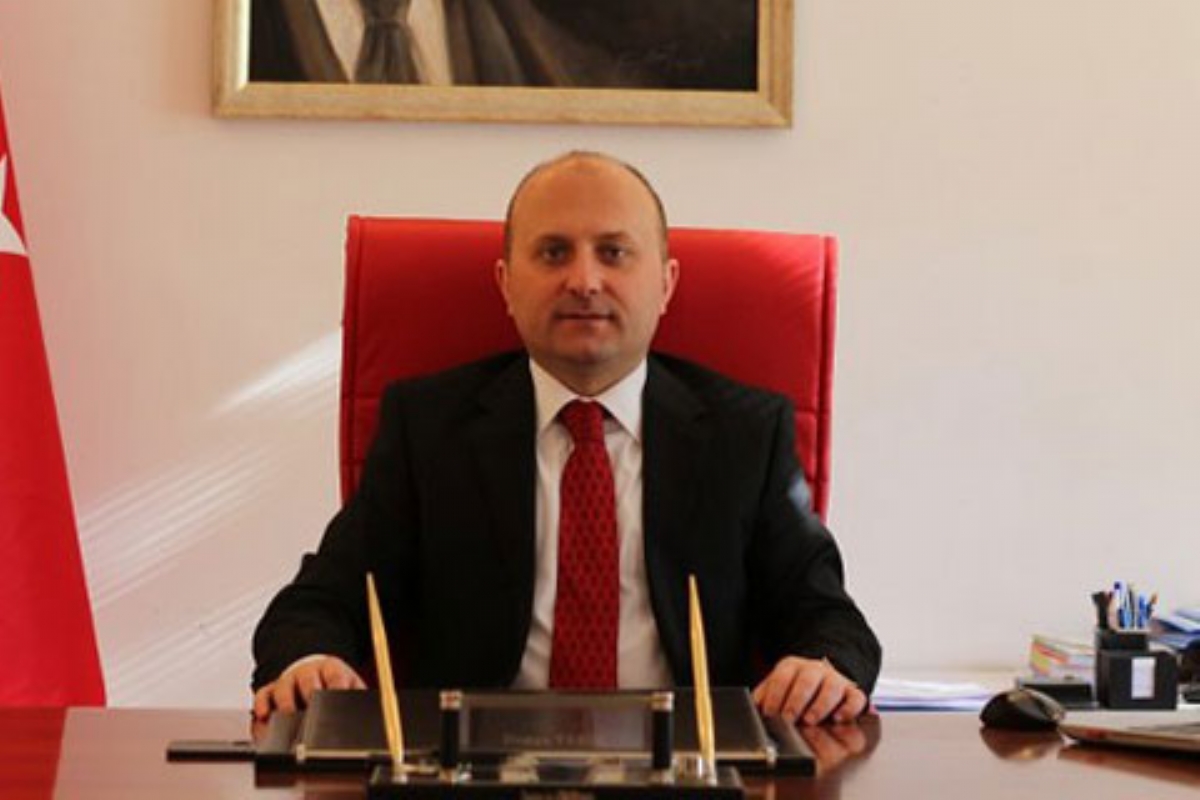 Amasya Valis Dr. Osman Varol'dan TDV'ye Kurban Bağışı