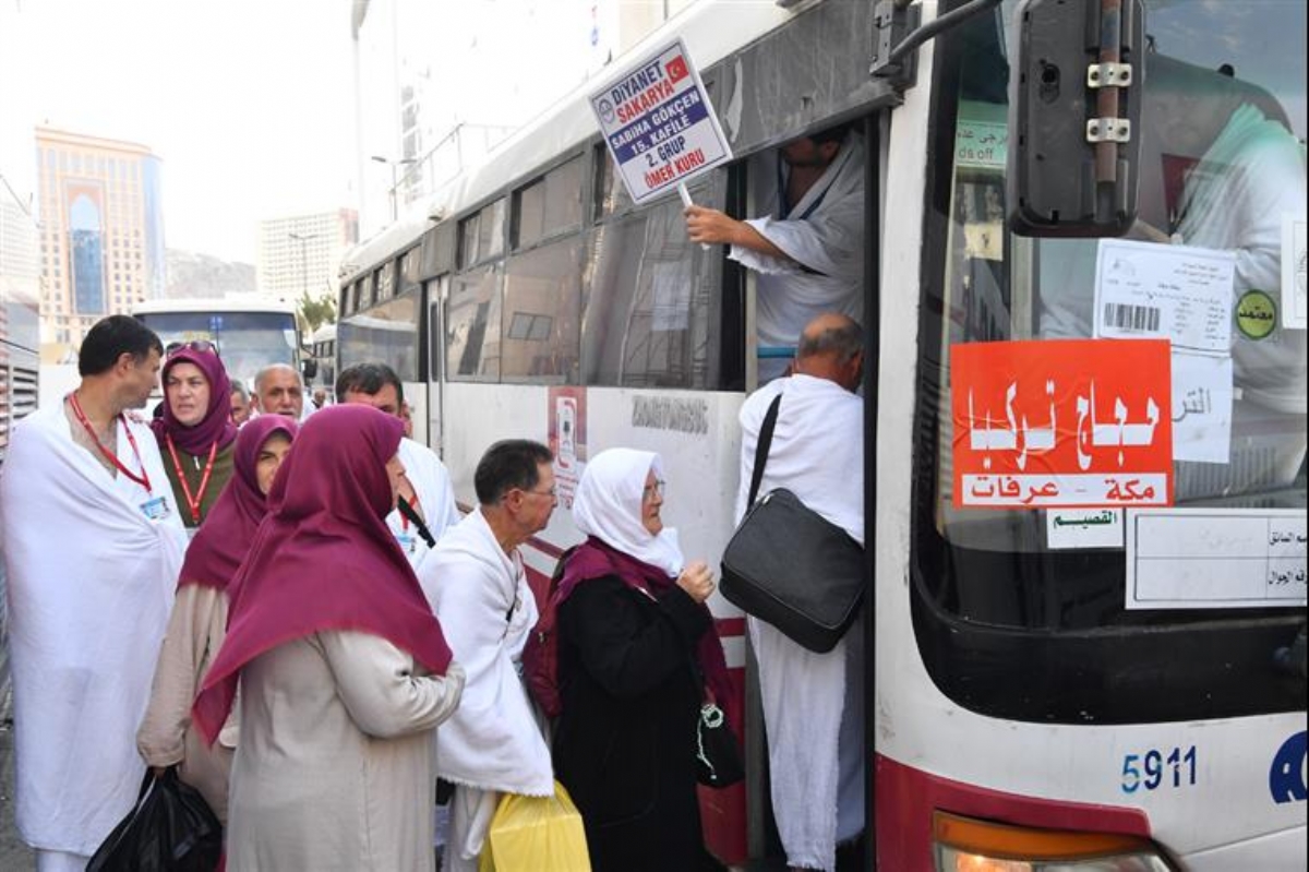 Arafat’a İntikaller Başladı