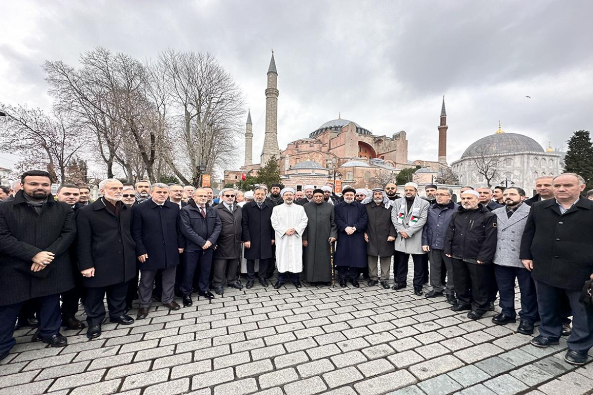 Zulmü durdurmak için gayret göstermek Müslümanın insani, vicdani ve dini görevidir