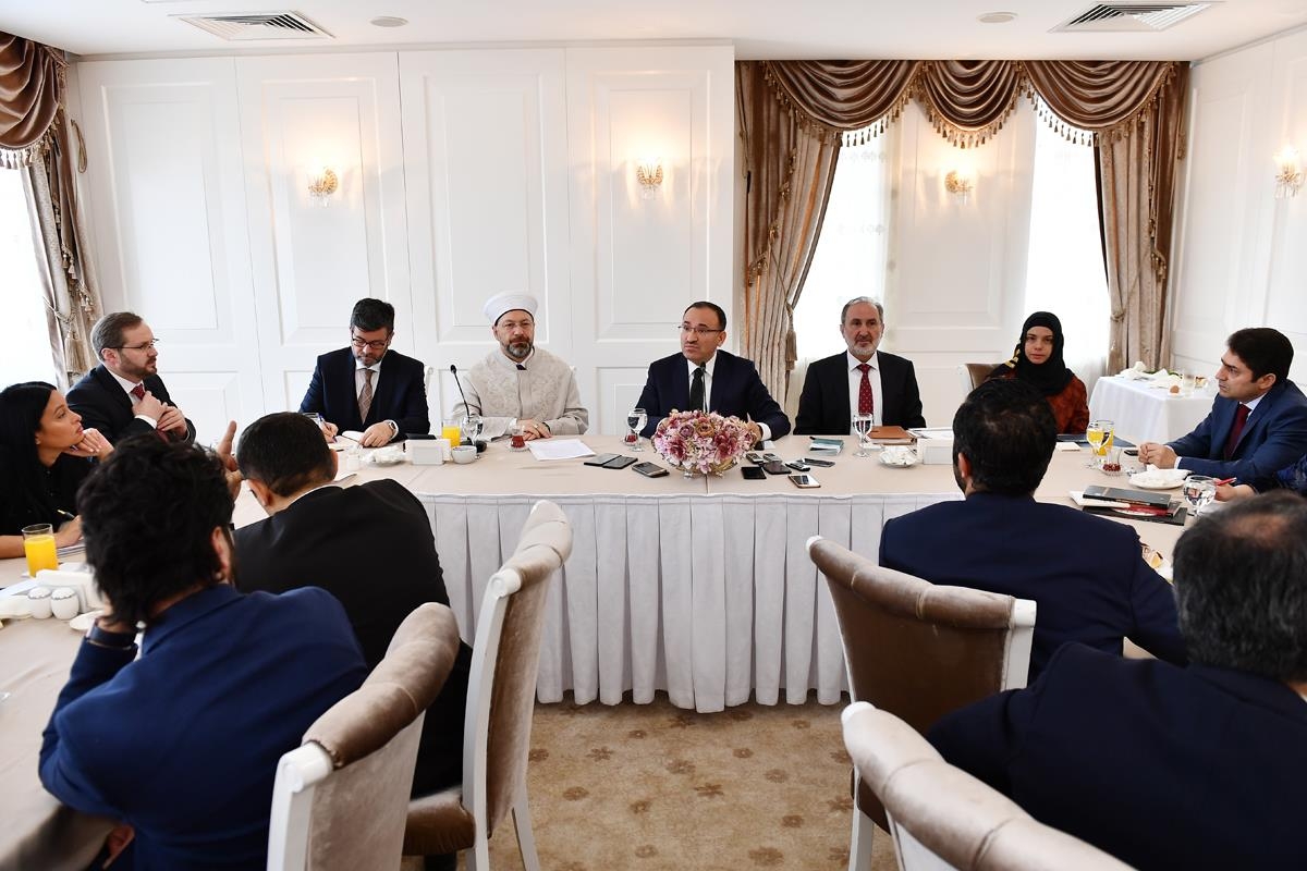 Bozdağ, Medya Temsilcileriyle Diyanet’te Bir Araya Geldi