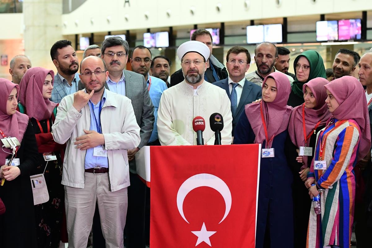 İşitme Engellilerinin Umre Heyecanı Başladı