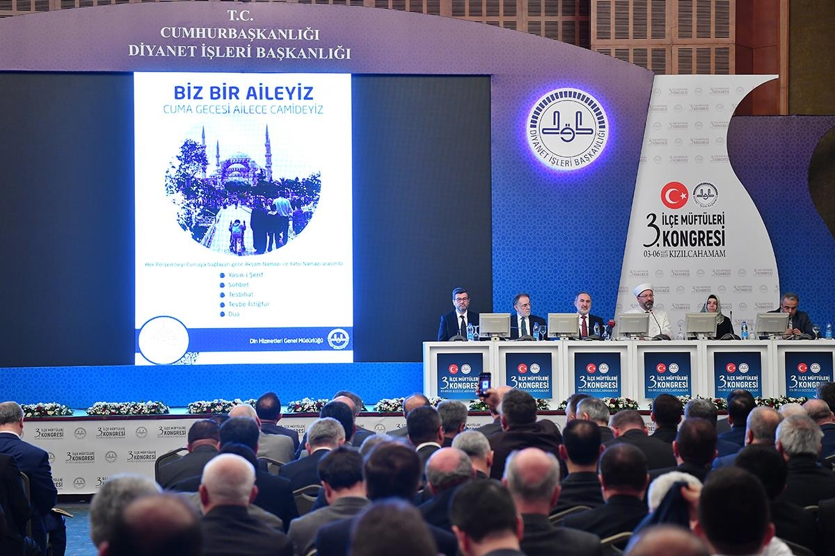 ''Biz Aynı Gayeyi Gerçekleştirmek Üzere Bir Araya Gelmiş Bir Aileyiz''