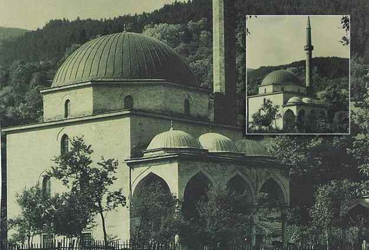 Alaca Camii Küllerinden Doğuyor