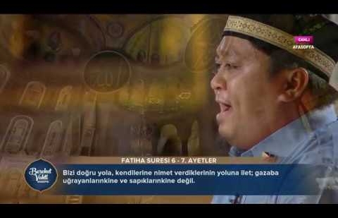 Kurra Hafızdan Ayasofya'da Muhteşem Kur'an Tilaveti