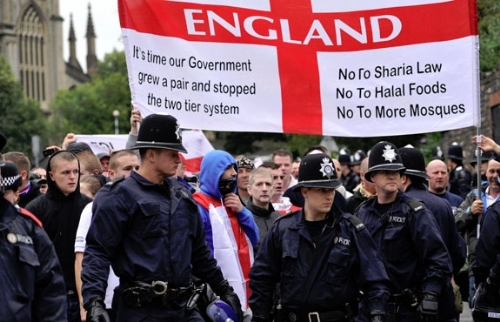 İngiltere’den İslamofobi Karşıtı Adım